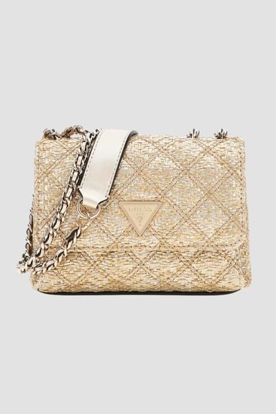 GUESS Złota kopertówka damska Giully Mini 2. Żółte torebki wieczorowe Guess, z aplikacjami, eleganckie, bez kołnierzyka, bez ramiączek. W wyprzedaży za 275.99 zł.