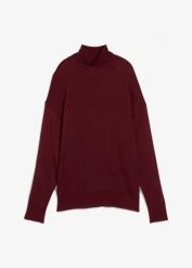 Lekki sweter z szerokim golfem z cienkiej dzianiny z mieszanki wiskozy. Czerwone golfy damskie bonprix, bez wzorów, z dzianiny, bez ramiączek. Za 109.99 zł.