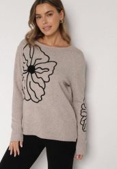 Beżowy Sweter Ozdobiony Haftowanymi Kwiatami Halatusea. Brązowe swetry klasyczne damskie Born2be, z jeansu, bez kołnierzyka. Za 79.99 zł.