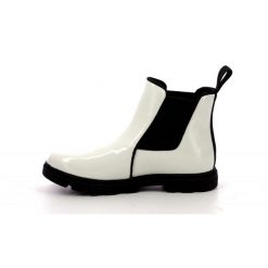 Botki dziecięce NATIVE KENSINGTON TREKLITE GLOSS JUNIOR. Czarne buty zimowe męskie Native Shoes, z gumy, bez zapięcia. Za 189.99 zł.
