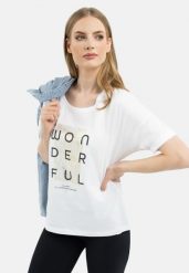 Luźna koszulka z napisem, Comfort Fit, T-WONDERFUL. Białe t-shirty damskie Volcano, s, z aplikacjami, z bawełny, bez ramiączek. Za 69.99 zł.