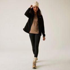 Bluza damska z kapturem Elinn. Czarne bluzy z kapturem damskie Regatta, z polaru. W wyprzedaży za 201.00 zł.