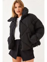 Bianco Lucci Kurtka zimowa w kolorze czarnym rozmiar: 36. Czarne kurtki damskie Bianco Lucci, na zimę, bez wzorów, z puchu, bez kaptura. Za 108.99 zł.
