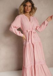Różowa Wiskozowa Sukienka o Rozkloszowanym Kroju z Wiązanym Paskiem i Koronką Reisavien. Czerwone sukienki damskie Renee, na co dzień, l, bez wzorów, z koronki, eleganckie, bez kołnierzyka, bez ramiączek, maxi, rozkloszowane. W wyprzedaży za 118.99 zł.