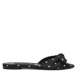 Klapki Dolce&Gabbana. Czarne klapki damskie Dolce&Gabbana, bez wzorów, bez obcasa. Za 2,289.00 zł.