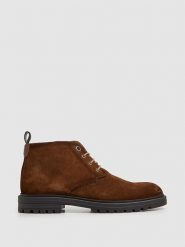Pepe Jeans FOOTWEAR Skórzane botki "Logan" w kolorze jasnobrązowym rozmiar: 41. Brązowe buty zimowe męskie Pepe Jeans FOOTWEAR, z jeansu, bez zapięcia. Za 237.17 zł.