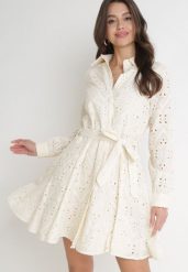 Beżowa Ażurowa Sukienka Bawełniana z Wiązanym Paskiem Ilerah. Brązowe sukienki damskie Born2be, l, w ażurowe wzory, z bawełny, boho, bez kołnierzyka, bez ramiączek, mini. W wyprzedaży za 207.99 zł.
