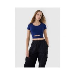 T-shirt crop top gładki damski 4F 4FRSS25TTSHF2695. Niebieskie topy damskie 4f, bez wzorów, z bawełny, bez kołnierzyka. Za 34.99 zł.