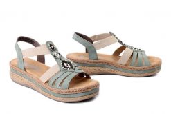 RIEKER V0920-52 green, sandały damskie. Zielone sandały damskie Rieker, bez wzorów, bez obcasa. Za 339.90 zł.