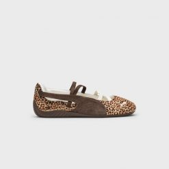 Buty sportowe damskie Puma Speedcat Ballet Wild. Białe buty sportowe na co dzień damskie Puma, bez wzorów, z materiału, trekkingowe. Za 252.80 zł.