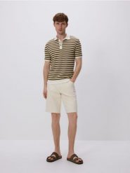 Koszulka polo w paski - biały. Białe koszulki polo męskie Reserved, l, bez wzorów, z bawełny, bez ramiączek. W wyprzedaży za 69.99 zł.