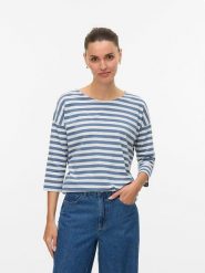 Vero Moda Koszulka w kolorze niebieskim rozmiar: M. Niebieskie bluzki damskie Vero Moda, m, bez wzorów, z materiału, bez kołnierzyka, bez ramiączek. Za 70.24 zł.