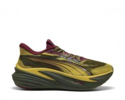 Buty do biegania Puma MagMax Nitro 2. Czerwone obuwie do biegania damskie Puma. Za 911.95 zł.