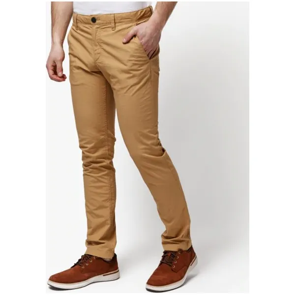 Timberland Spodnie Sargent Lake Slw Stretch Poplin Slim Chin , beżowy, rozmiar 38/34. Brązowe spodnie materiałowe męskie Timberland, z aplikacjami, z bawełny. W wyprzedaży za 191.99 zł.
