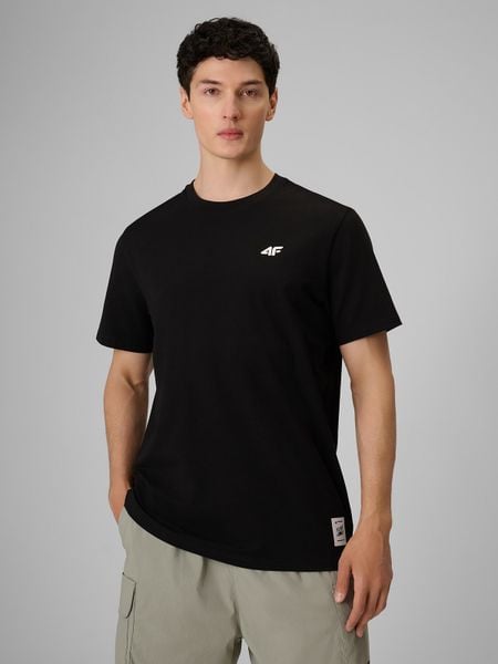 4F T-shirt relaxed z nadrukiem męski - czarny S. Czarne t-shirty męskie 4f, m, bez wzorów, z bawełny, bez kołnierzyka. Za 79.99 zł.