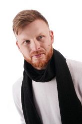 Stylowy czarny szalik męski s5 brødrene 103. Czarne szaliki męskie bez wzorów. Za 79.00 zł.