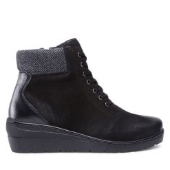 Trzewiki Go Soft. Czarne botki damskie GO SOFT, bez obcasa, na koturnie, bez zapięcia. Za 249.99 zł.