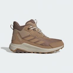 Buty trekkingowe Terrex Anylander CLIMAWARM+. Brązowe obuwie trekkingowe damskie Adidas. Za 505.25 zł.