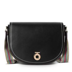 Torebka Nobo. Czarne torebki klasyczne damskie Nobo, bez wzorów, bez dodatków. Za 239.99 zł.