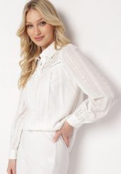 Biała Bawełniana Koszula Ażurowa Tinoda. Białe koszule damskie Born2be, na lato, l, w ażurowe wzory, z bawełny, bez kołnierzyka, bez ramiączek. Za 119.99 zł.