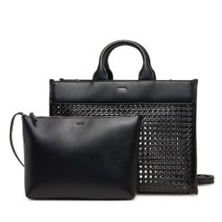 Torebka BOSS. Czarne torebki klasyczne damskie Boss, bez wzorów, bez dodatków. Za 1,199.00 zł.