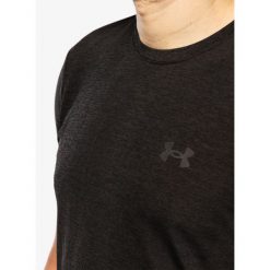 Koszulka biegowa męska Under Armour Seamless Stride SS. Czarne t-shirty sportowe męskie Under Armour, m, bez ramiączek, do biegania. Za 193.99 zł.