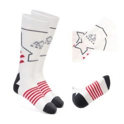 Skarpety narciarskie damskie KADVA Skio W. Czerwone skarpetki damskie KADVA, bez wzorów, z elastanu. Za 34.99 zł.