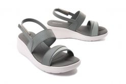 AZALEIA 18469 CRIS SOFT LIGHT SAND 91302 green, sandały damskie. Zielone sandały damskie Azaleia, bez wzorów, bez obcasa. Za 99.95 zł.