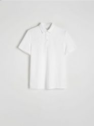 Koszulka polo regular - biały. Białe koszulki polo męskie Reserved, l, bez wzorów, z bawełny, bez ramiączek. W wyprzedaży za 59.99 zł.