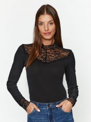YAS Bluzka 26031749 Czarny Regular Fit. Czarne bluzki damskie YAS, xs, bez wzorów, z syntetyku, bez ramiączek. Za 69.99 zł.