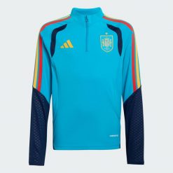 Dziecięca koszulka treningowa Hiszpania 26 Tiro. Niebieskie bluzki sportowe damskie Adidas, l, z materiału, bez kołnierzyka, bez ramiączek. Za 279.00 zł.