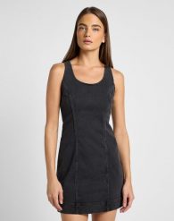 LEE DAMSKA SUKIENKA JEANSOWA FOREVERFIT DRESS BLACK AVEY 112355124 LI66017916. Czarne sukienki damskie Lee, m, bez wzorów, z jeansu, bez kołnierzyka, bez ramiączek. Za 189.99 zł.