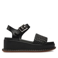 Sandały Clarks. Czarne sandały damskie Clarks, bez wzorów, bez obcasa, na koturnie. Za 359.99 zł.
