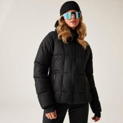 Kurtka narciarska damska z membraną Glamourize VI Dare 2b. Czarne kurtki damskie Dare 2b, bez wzorów, z tkaniny, bez kaptura, narciarskie. W wyprzedaży za 899.99 zł.
