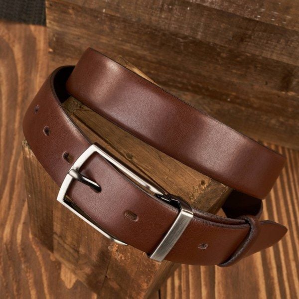 Pasek Skórzany Męski OPM-11 Brødrene Brazowy 130 cm. Brązowe paski męskie bez wzorów, z materiału, eleganckie. Za 57.99 zł.