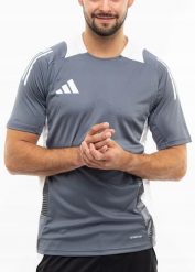 Koszulka męska adidas Tiro 24 Competition Training. Szare t-shirty sportowe męskie Adidas, m, z poliesteru, bez ramiączek, na fitness i siłownię. Za 109.99 zł.
