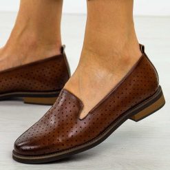 Brązowe ażurowe półbuty damskie Potocki 12592. Brązowe półbuty damskie POTOCKI, w ażurowe wzory, z jeansu, biznesowe, bez obcasa, na płaskiej podeszwie. Za 169.00 zł.