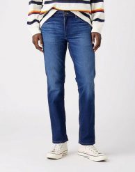 WRANGLER GREENSBORO MĘSKIE SPODNIE JEANSOWE MOUNTAIN SOUL W15QU822O 112321407. Spodnie materiałowe męskie Wrangler, bez wzorów, z jeansu. Za 239.99 zł.
