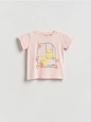 T-shirt z aplikacją - różowy. Czerwone koszulki dziewczęce Reserved, m, z aplikacjami, z bawełny, bez ramiączek. Za 32.99 zł.