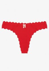 Czerwone Bawełniane Majtki Stringi z Prążkowanej Tkaniny Eziane. Czerwone stringi damskie Born2be, l, bez wzorów, z bawełny. Za 9.99 zł.