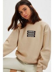 Trendyol Bluza w kolorze beżowym rozmiar: S. Brązowe bluzy bez kaptura damskie Trendyol, s. Za 70.24 zł.