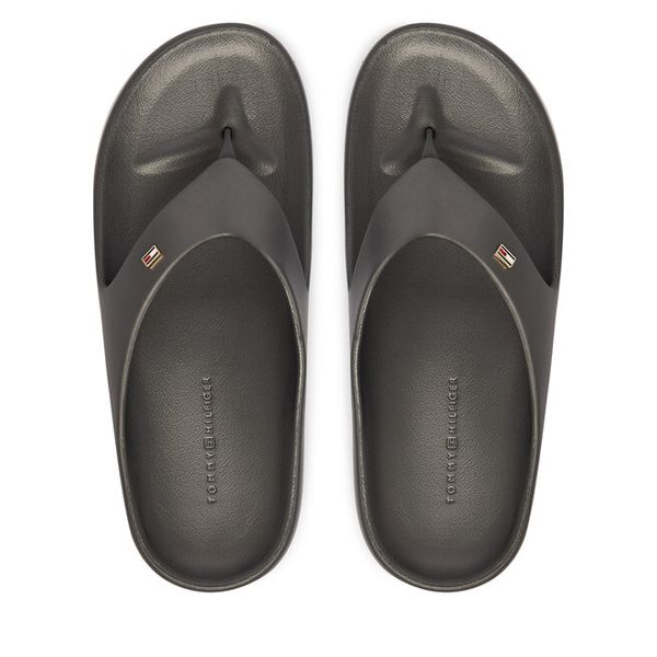 Japonki Tommy Hilfiger. Szare klapki damskie Tommy Hilfiger, bez wzorów, bez obcasa. Za 189.99 zł.