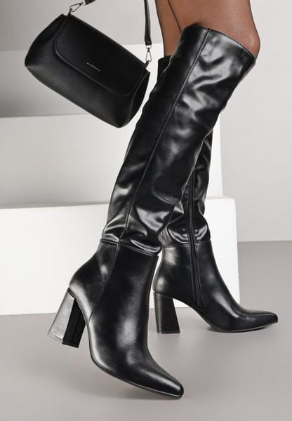 Czarne Kozaki Vices na Stożku ze Szpiczastym Noskiem Asarrise. Czarne kozaki damskie Renee, z jeansu, ze szpiczastym noskiem, bez obcasa, na obcasie. Za 169.99 zł.