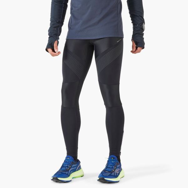 Legginsy do biegania męskie Kiprun Run 900 Compress. Szorty męskie KIPRUN, na zimę, bez wzorów, z materiału. Za 189.99 zł.