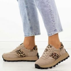 Beżowe skórzane półbuty damskie Filippo Dp7112/26. Brązowe półbuty damskie Filippo, bez wzorów, z jeansu, eleganckie, bez obcasa, na platformie. Za 269.00 zł.