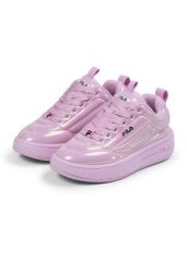 Buty sportowe damskie Fila Superbubble. Czerwone buty sportowe na co dzień damskie Fila, bez wzorów, z gumy, trekkingowe. Za 299.00 zł.