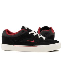Buty męskie sportowe do chodzenia Nike SB MALOR. Białe buty sportowe na co dzień męskie Nike, bez zapięcia, trekkingowe. W wyprzedaży za 279.00 zł.