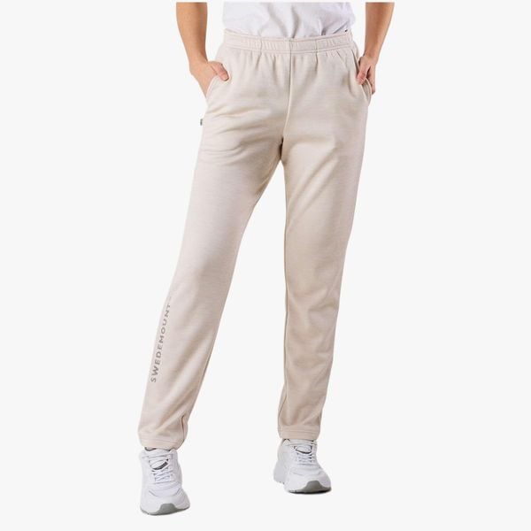 Spodnie treningowe damskie Swedemount Training Logo Pants II. Czerwone spodnie dresowe damskie SWEDEMOUNT, m, z dresówki, do biegania. Za 199.99 zł.