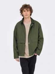 ONLY & SONS Kurtka przejściowa "Kosmo" w kolorze khaki rozmiar: S. Brązowe kurtki męskie Only & Sons, s, bez wzorów, bez kaptura. Za 158.10 zł.