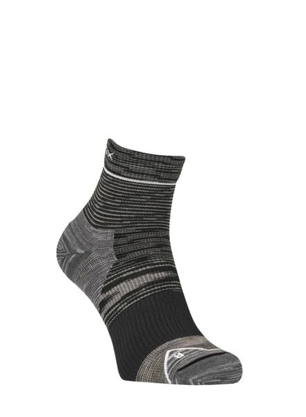 Skarpety merino męskie Ortovox Alpine Quarter Socks. Czarne skarpetki męskie ORTOVOX, bez wzorów, z materiału. Za 108.89 zł.